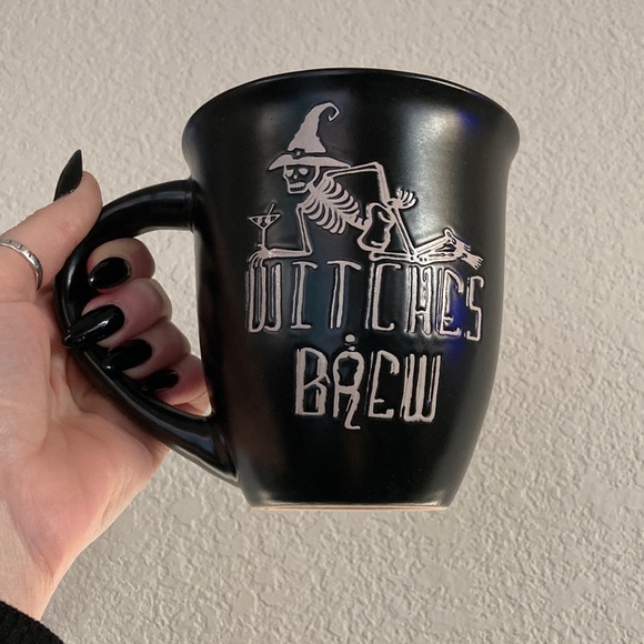NWOT Witches Brew Large Black Coffee Mug - Picture 2 of 7